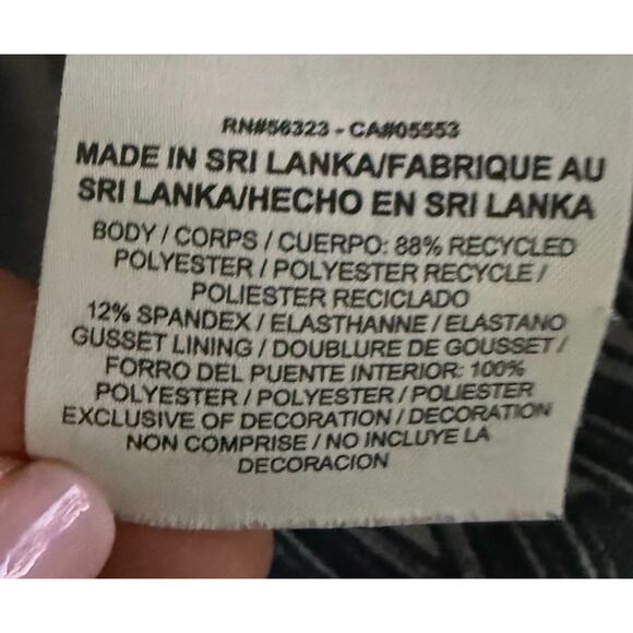 Nike Dri-FIT ZigzagBlack Gray Compression Leggings Pants Chevron Women’s M - Picture 9 of 10